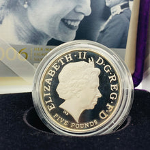 Load image into Gallery viewer, 2006 Royal Mint Queen’s 80th Birthday Piedfort Silver Proof £5 Five Pounds Coin
